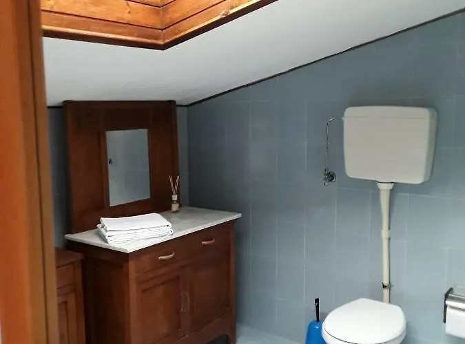 Porto Vecchio Con Parcheggio A Pochi Passi Dal Castello فندق مبيت وإفطار