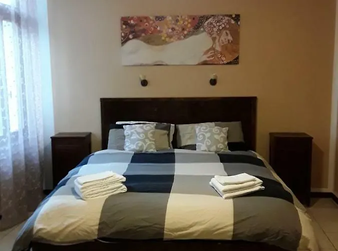 Porto Vecchio Con Parcheggio A Pochi Passi Dal Castello فندق مبيت وإفطار