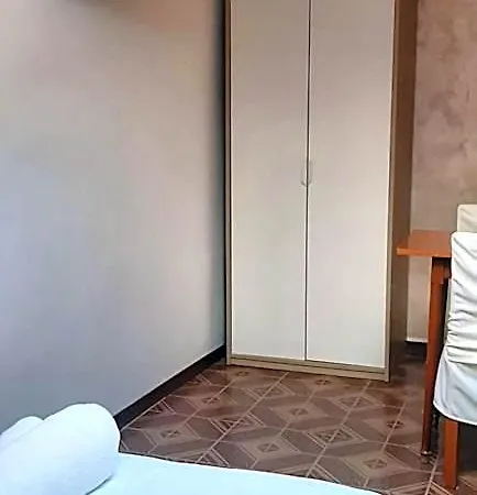 Porto Vecchio Con Parcheggio A Pochi Passi Dal Castello Alojamento de Acomodação e Pequeno-almoço