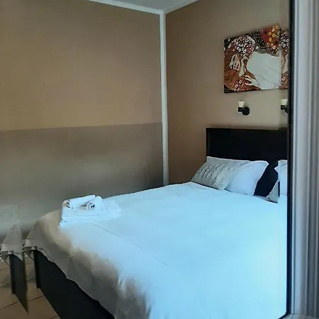 Porto Vecchio Con Parcheggio A Pochi Passi Dal Castello Frühstückspension 3*